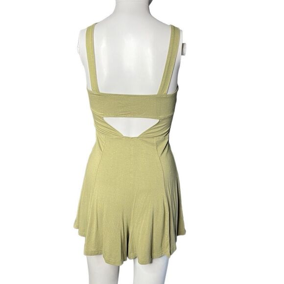 Forever 21 Flowy Cut Out Romper Green Size Small - Picture 2 of 2